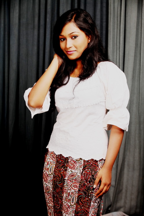 Swathi New Actress Photo Shoot Stills | Picture 102275